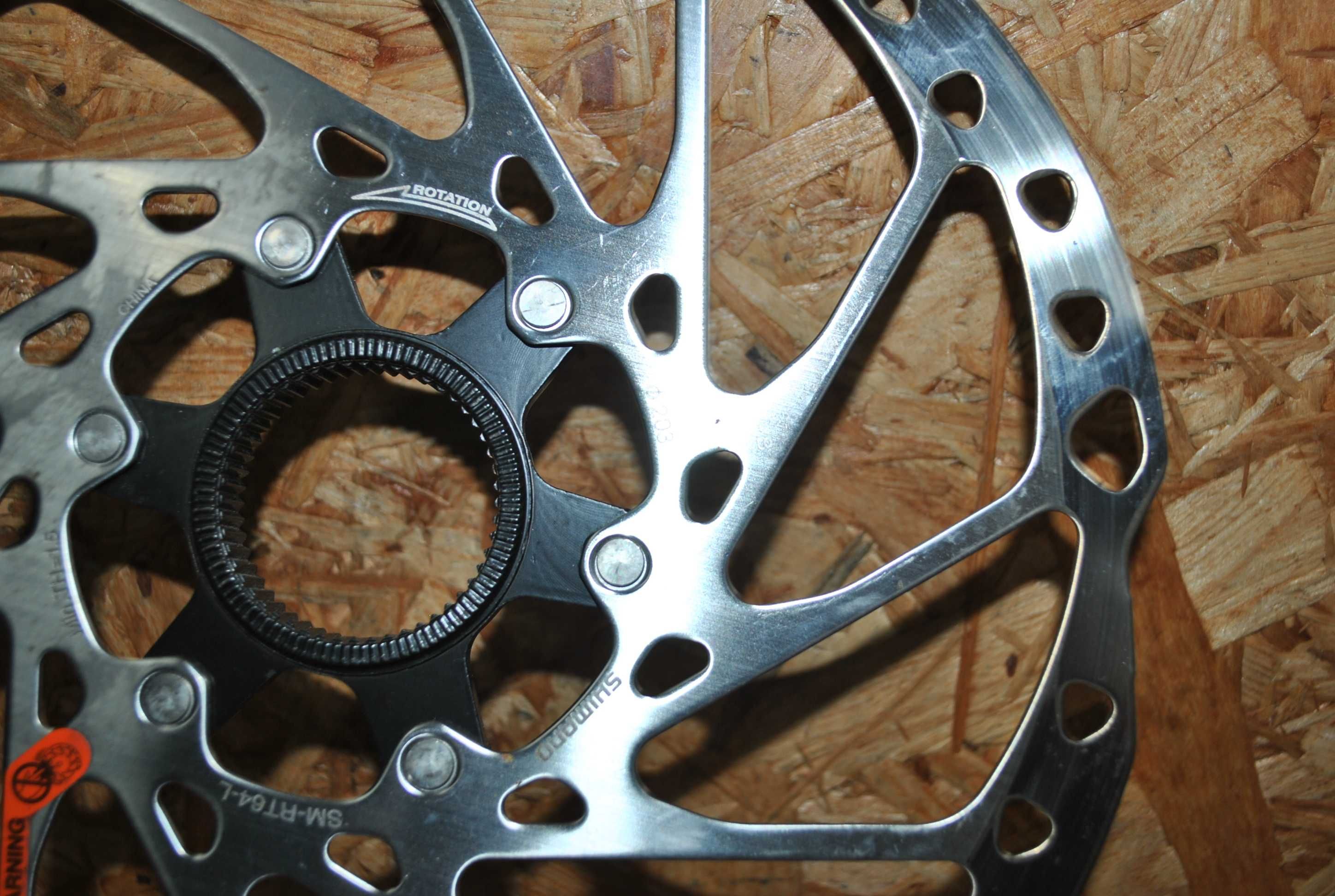 Tarcza hamulcowa Shimano SM-RT64-L CENTER LOCK 203 mm