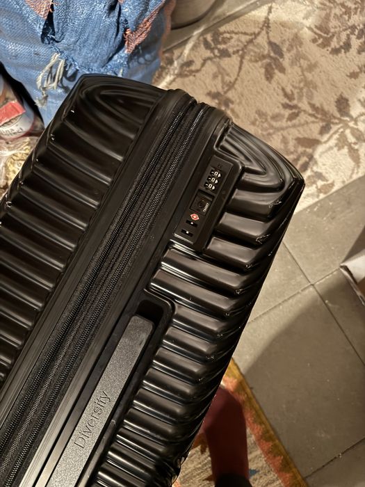 Walizka do bagażu rejestrowanego 95L