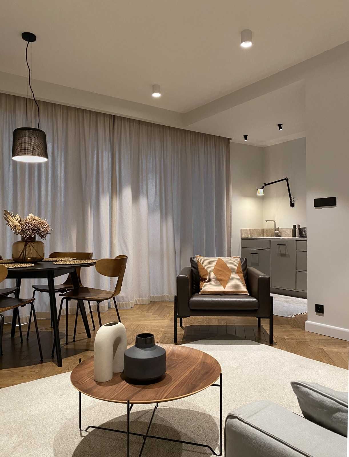 Nowoczesny apartament z widokiem na Motławę w Śródmieściu