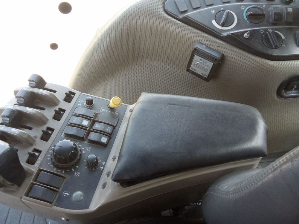 Трактор CASE MX 310