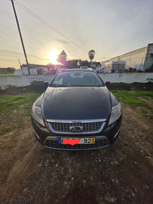 Ford Mondeo 1.8 tdci. Lêr descrição.