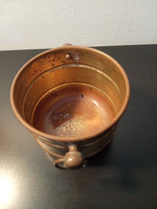 Pequeno vaso italiano de latão ou bronze com alças - Vintage - Rustico