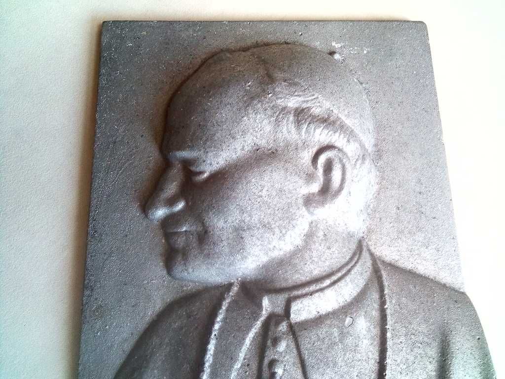 Płaskorzeźba z metalu Jan Paweł II