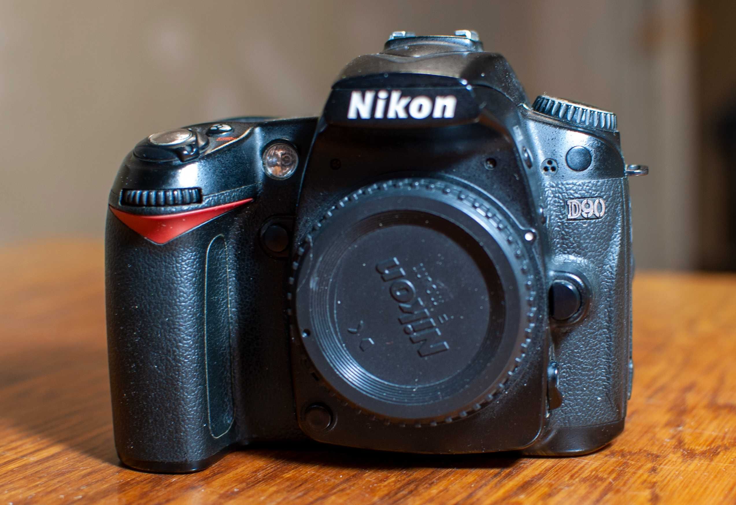 Продам легендарный Nikon D90 (body) + сумка