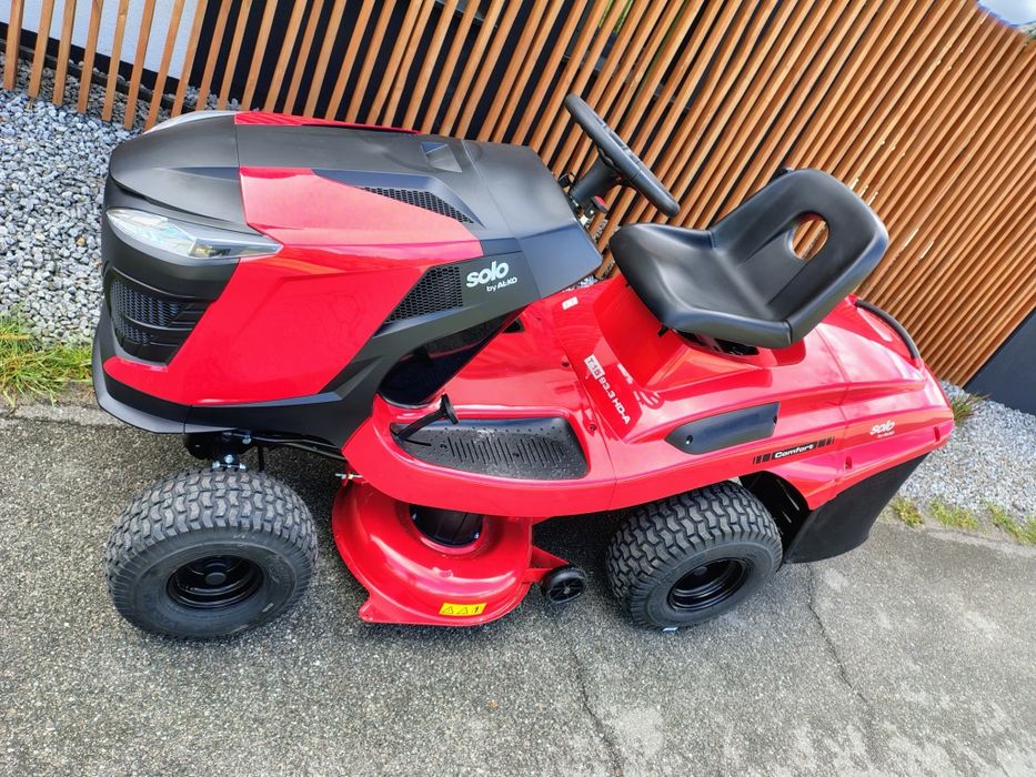 Wynajem/traktorek/maszyna do zbierania liści