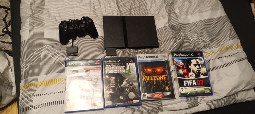 Play station 2 slim +pad+4 gry
