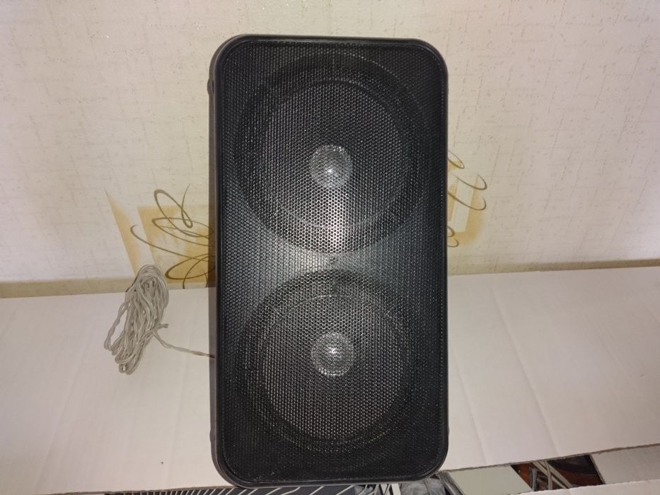 Колонки Романтика 13ГР-33А, Genius 2.0 SP-F200 Silver-Black