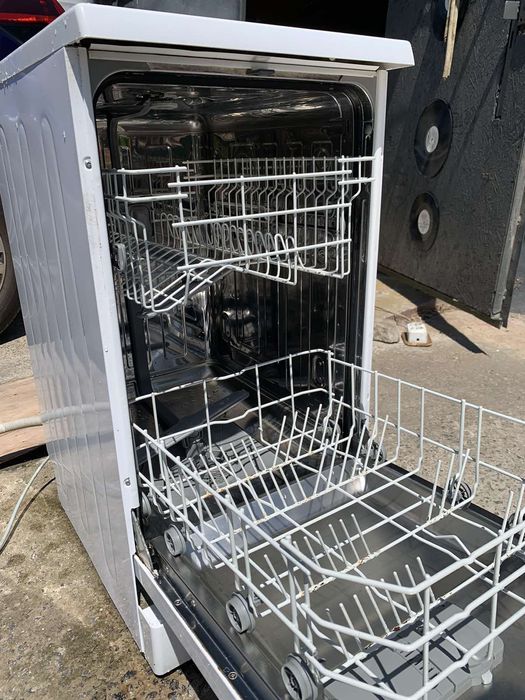 Хороша посудомийка