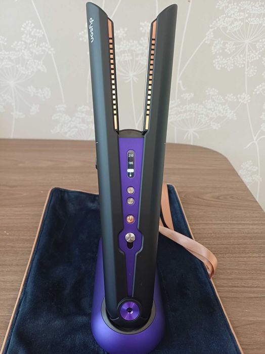 Продам утюжок Dyson для волосся, оригинал