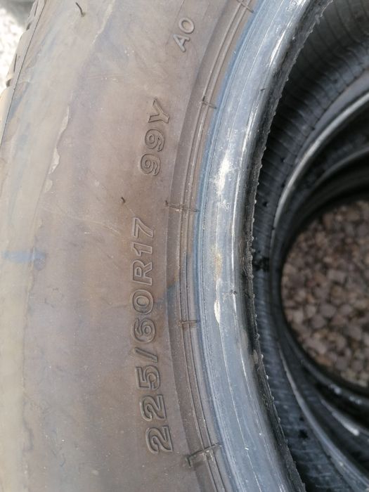 225/60/17 Bridgestone 2023
