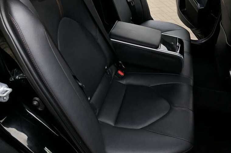 Toyota Camry 2020 V6