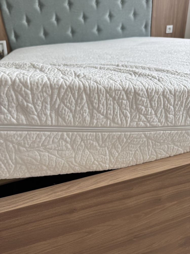 Materac jak nowy M&K Foam Koło