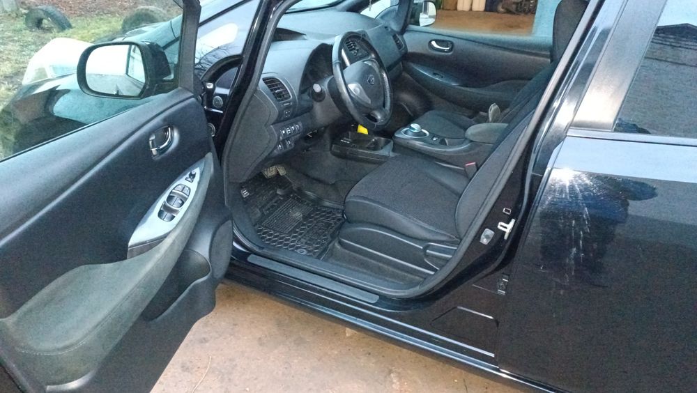 Продам Ніссан Ліф