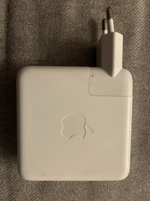 Zasilacz Apple A2518 67W USB-C – używany, sprawny