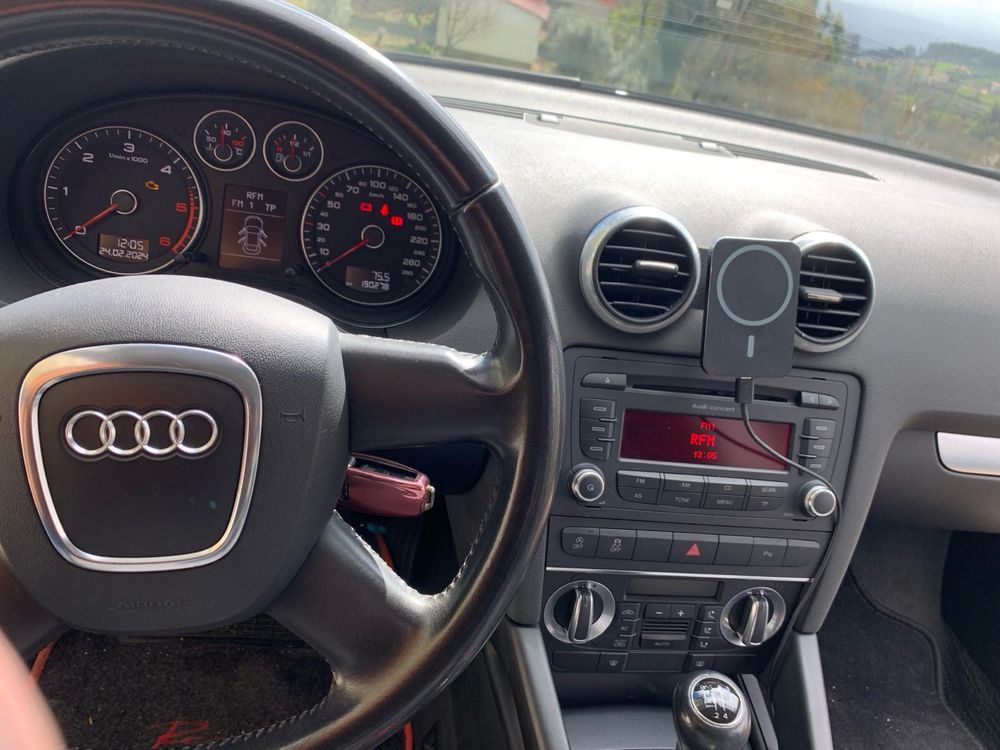 Audi a3 1.6 8p 105cv