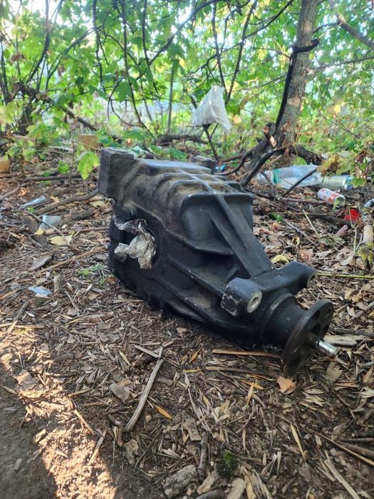 Задня роздатка на сантафе першого покоління