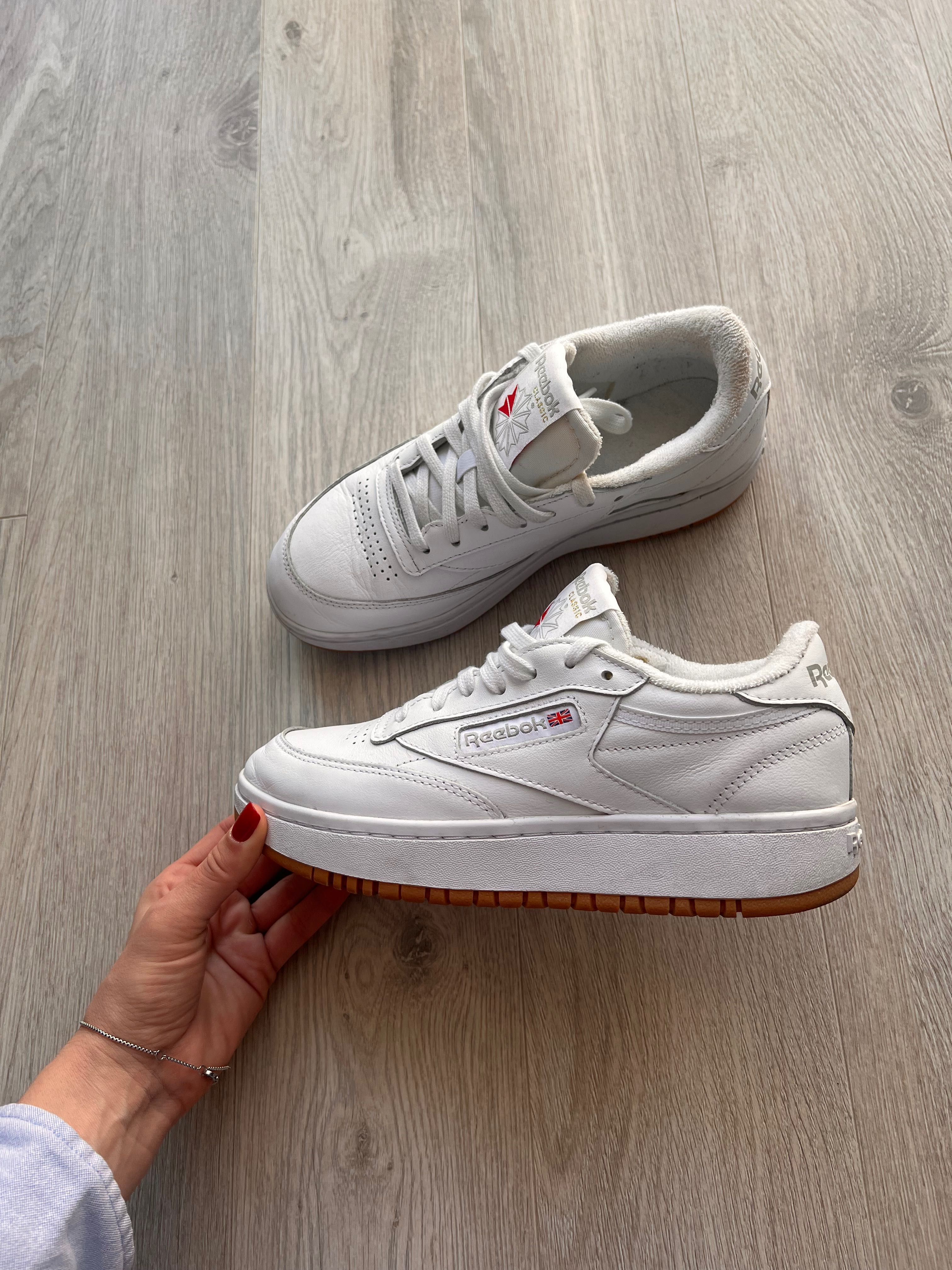 Продам кеди reebok classic