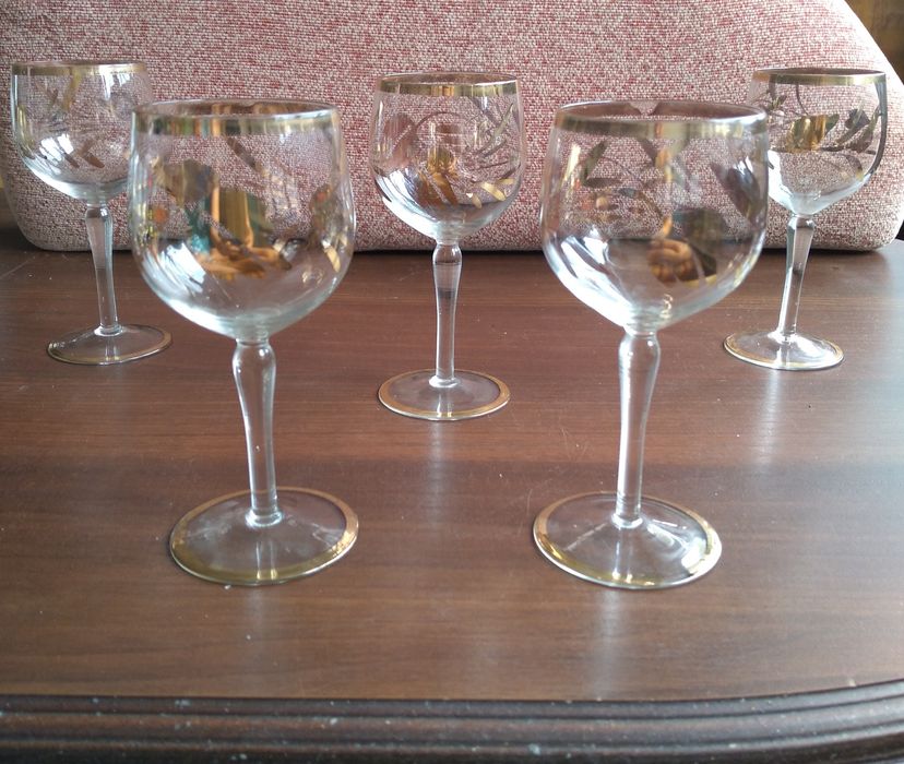 5 kieliszków do wina PRL