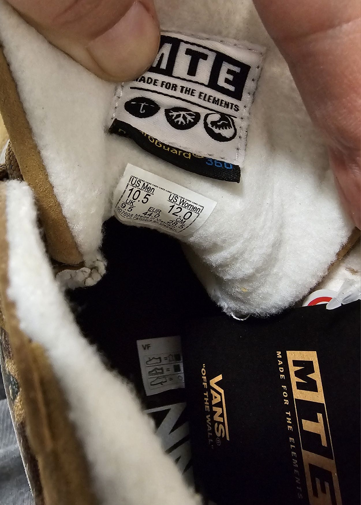 Nowe Vans SK8 Hi MTE zimowe buty ocieplane 40,5 czarne trampki
