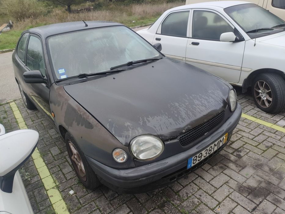 Toyota Corolla 5 lugares