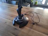 Joystick Thrustmaster T.Flight Stick X