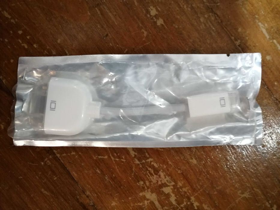 Adaptador Apple mini-dvi para VGA original novo e selado!