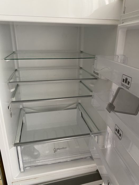 Lodówka  whirlpool blf 5121 w