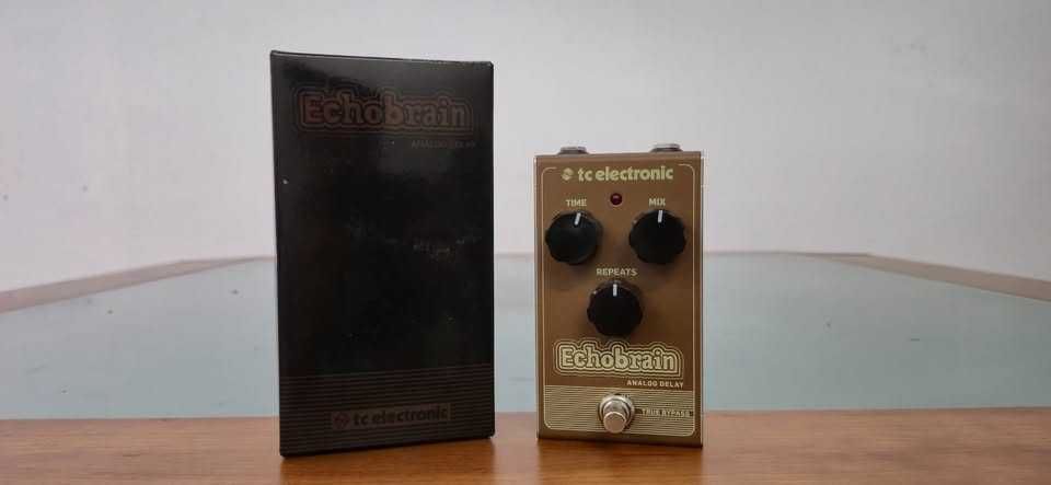 Pedal TC Electronic Echobrain Analog Delay