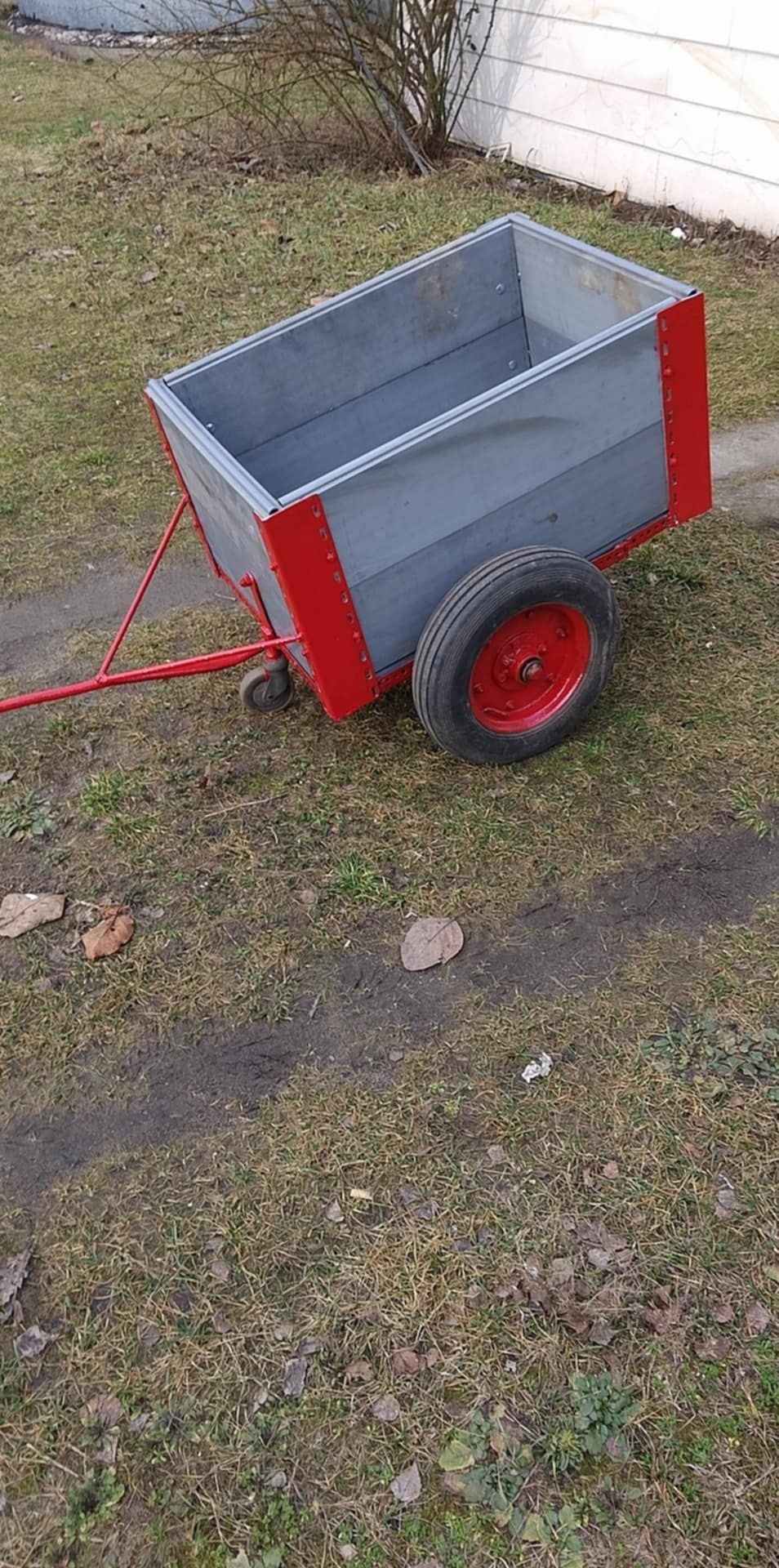 Wózek transportowy ogrodowy na grubych mocnych kołach
