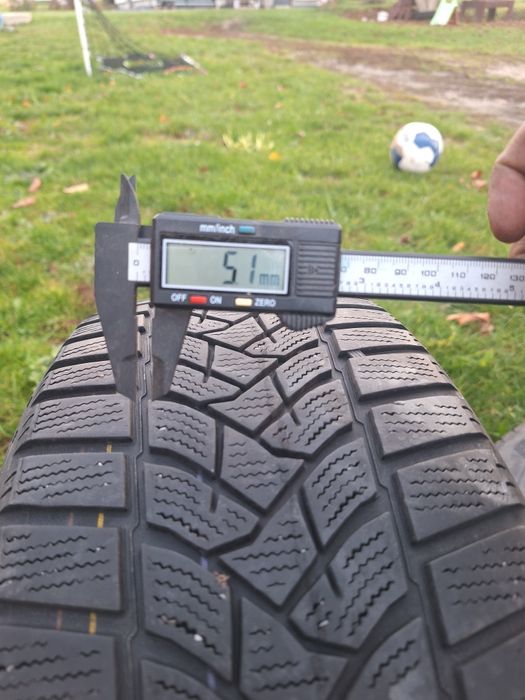 Opony zimowe 205/55/16