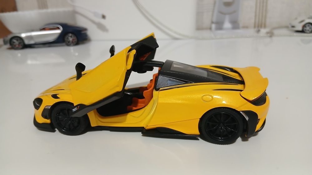 Колекційні моделі 1:32