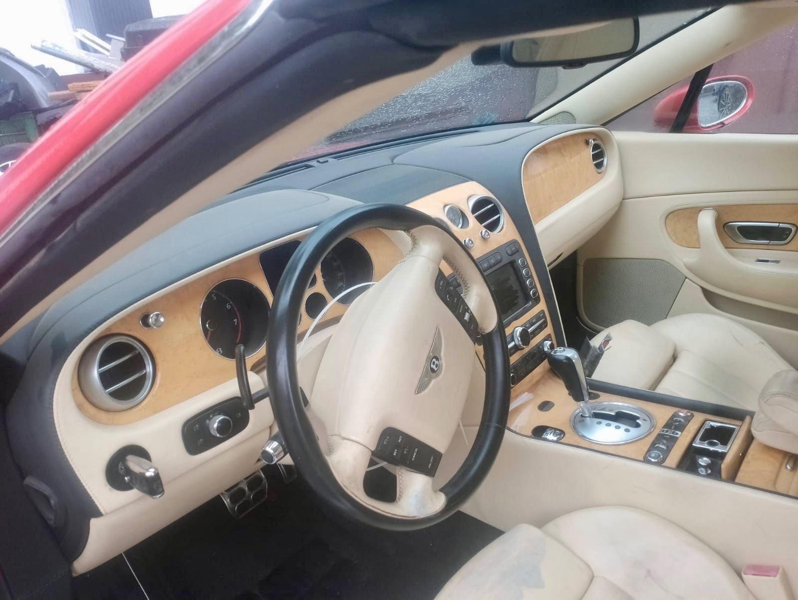 Bentley Continental GT Continental gt Cabrio 560 Koni w12 dragon red
