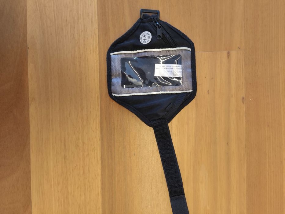 Bolsa de braço para telemóvel