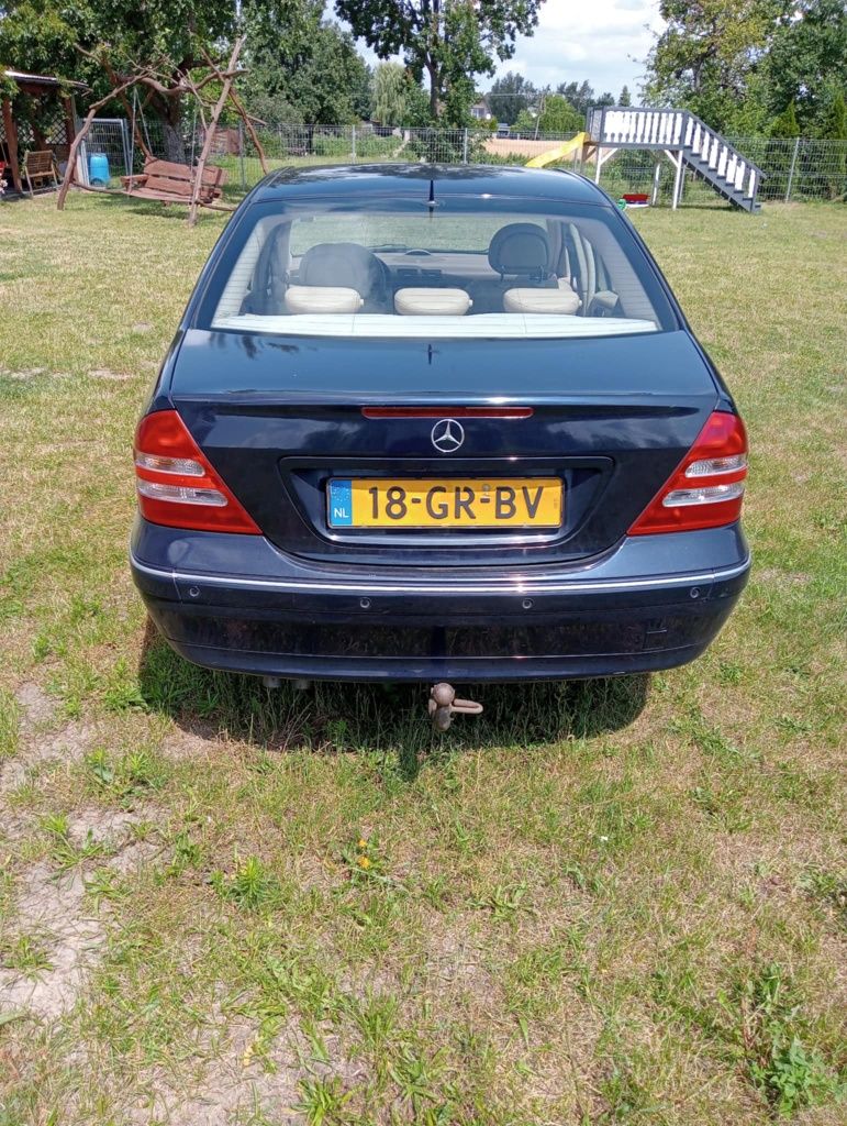 Mercedez Benz C240 Elegance