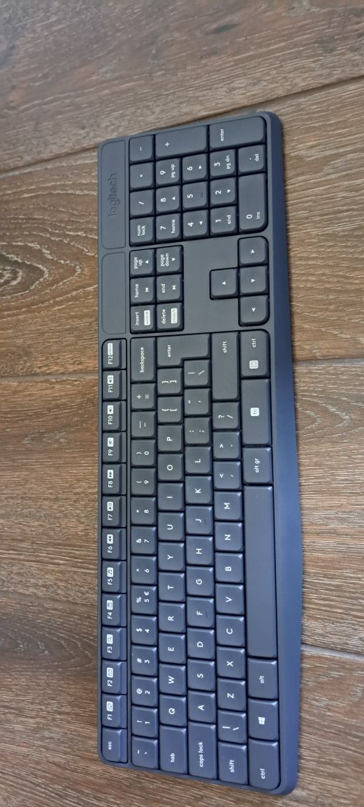Klawiatura bezprzewodowa z myszką Logitech MK 235