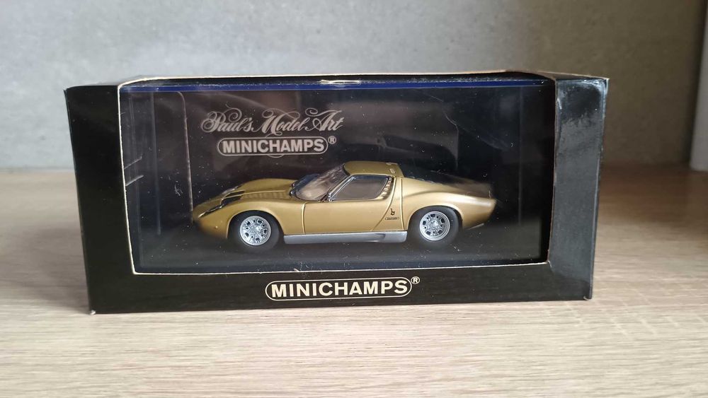 Lamborghini Miura 1968 gold (Minichamps) 1/43 1:43