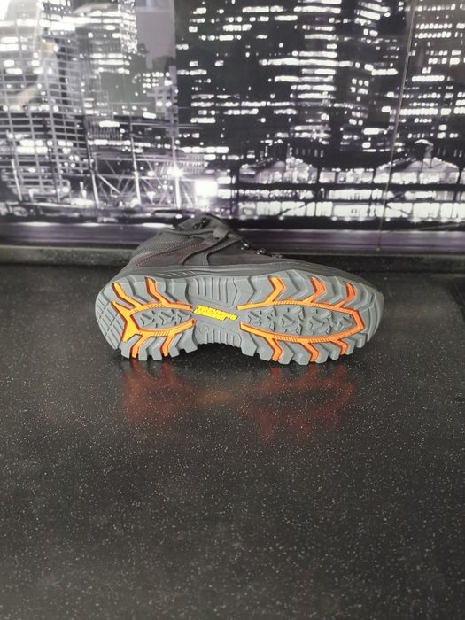 Кожаная обувь из натуральных материалов