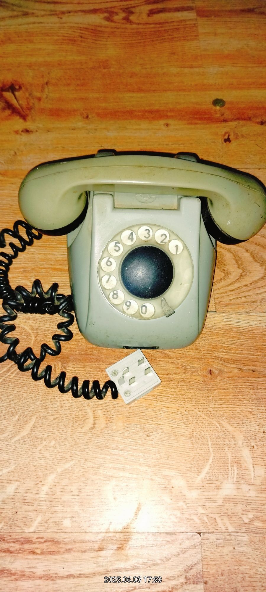 Telefon stacjonarny