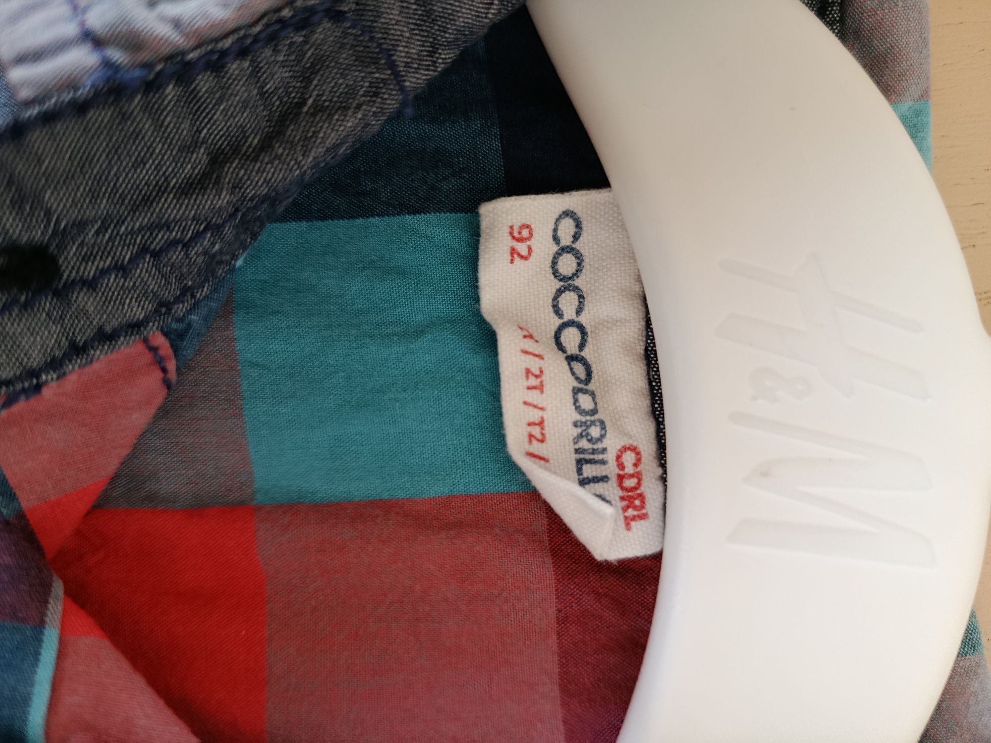 Piękna koszula chłopięca w kratę z krótkim rękawem Coccodrillo r.92