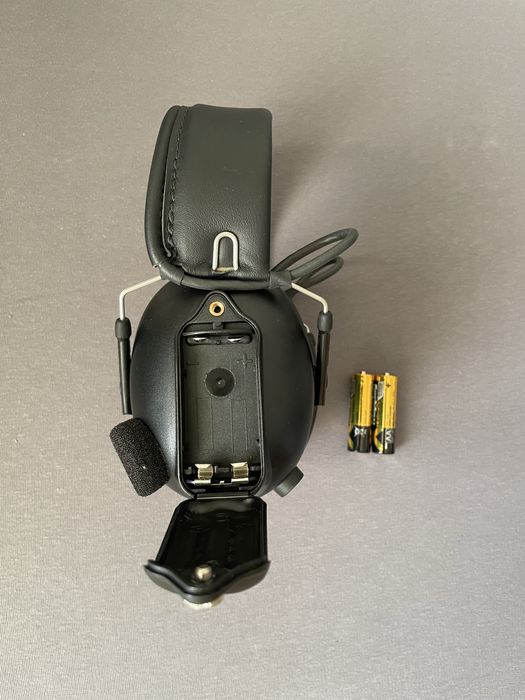 Słuchawki aktywne Peltor Tactical XP plus nakładki nauszne