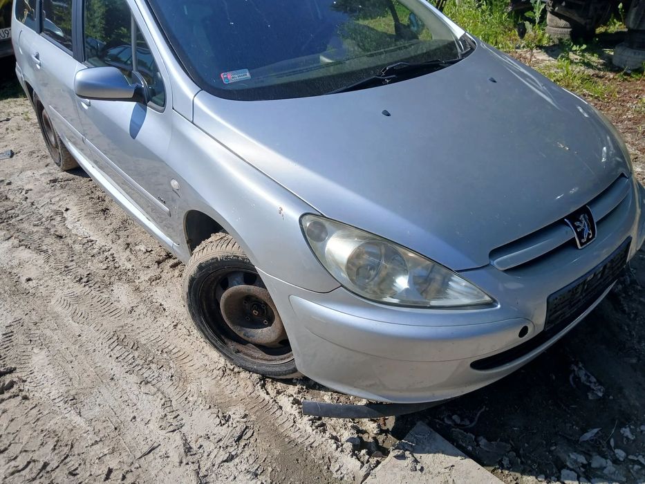 peugeot 307 SW 7osobowy fotel fotele kanapa deska kokpit podsufitka boczek boczki klamka