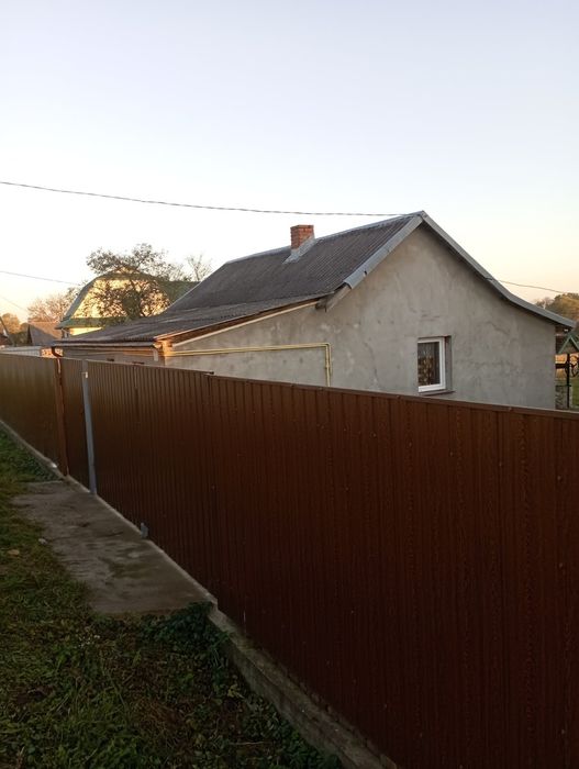 Продам будинок з землею в селі Турка