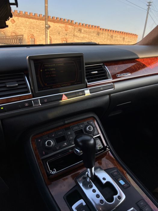 Продам ауди а8 д3