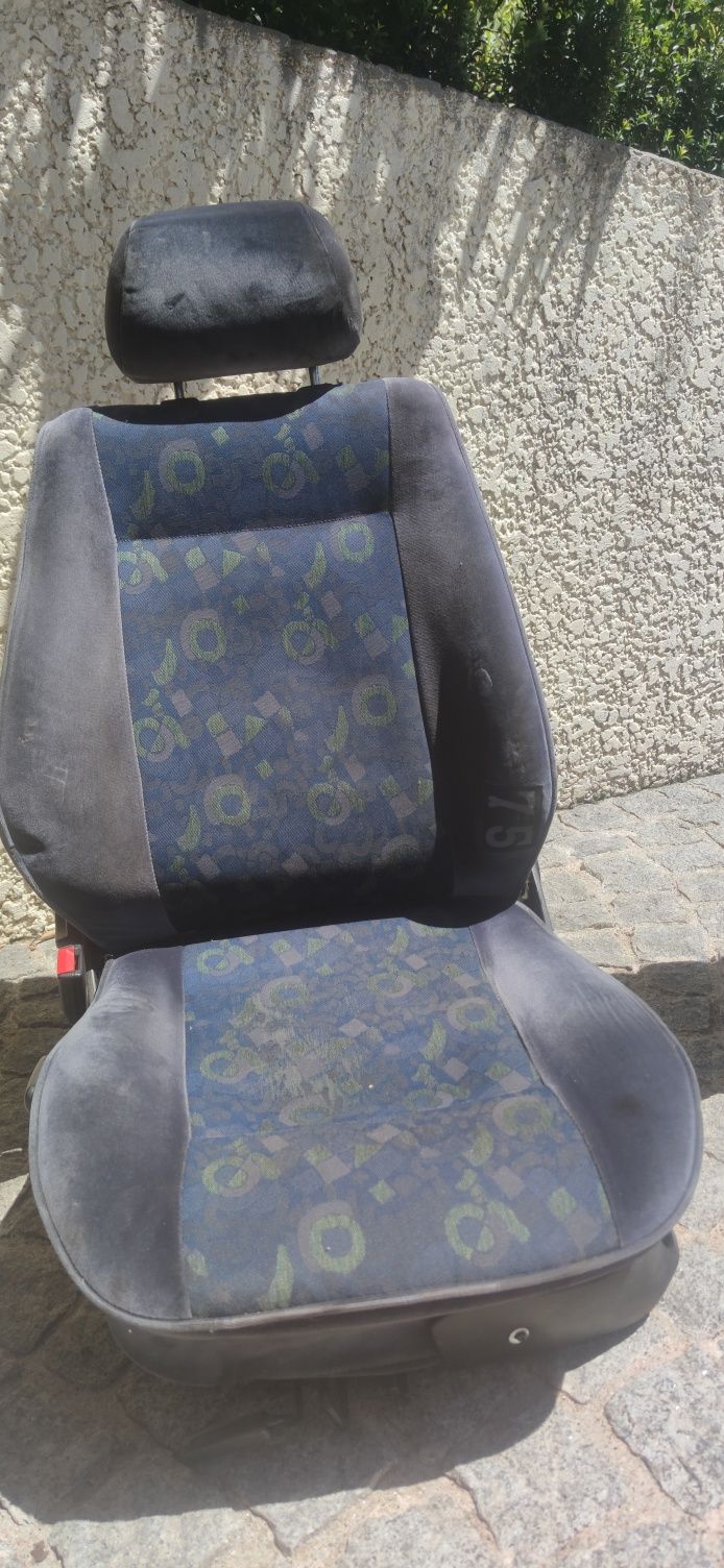 Bancos para SEAT