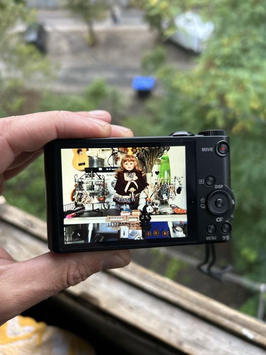 цифровая фотокамера фотоаппарат  Sony Cyber-shot