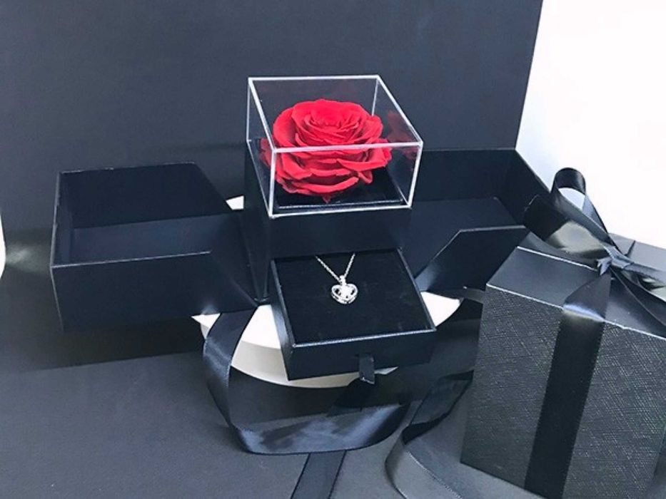 Подарунковий набір на Валентина справжня Троянда в шкатулці і кулон