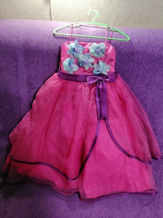 Нарядные платья 6-8 лет
