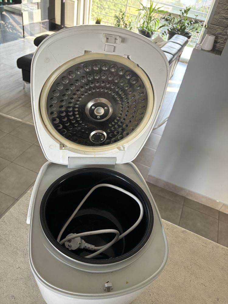 Multicooker REDMOND