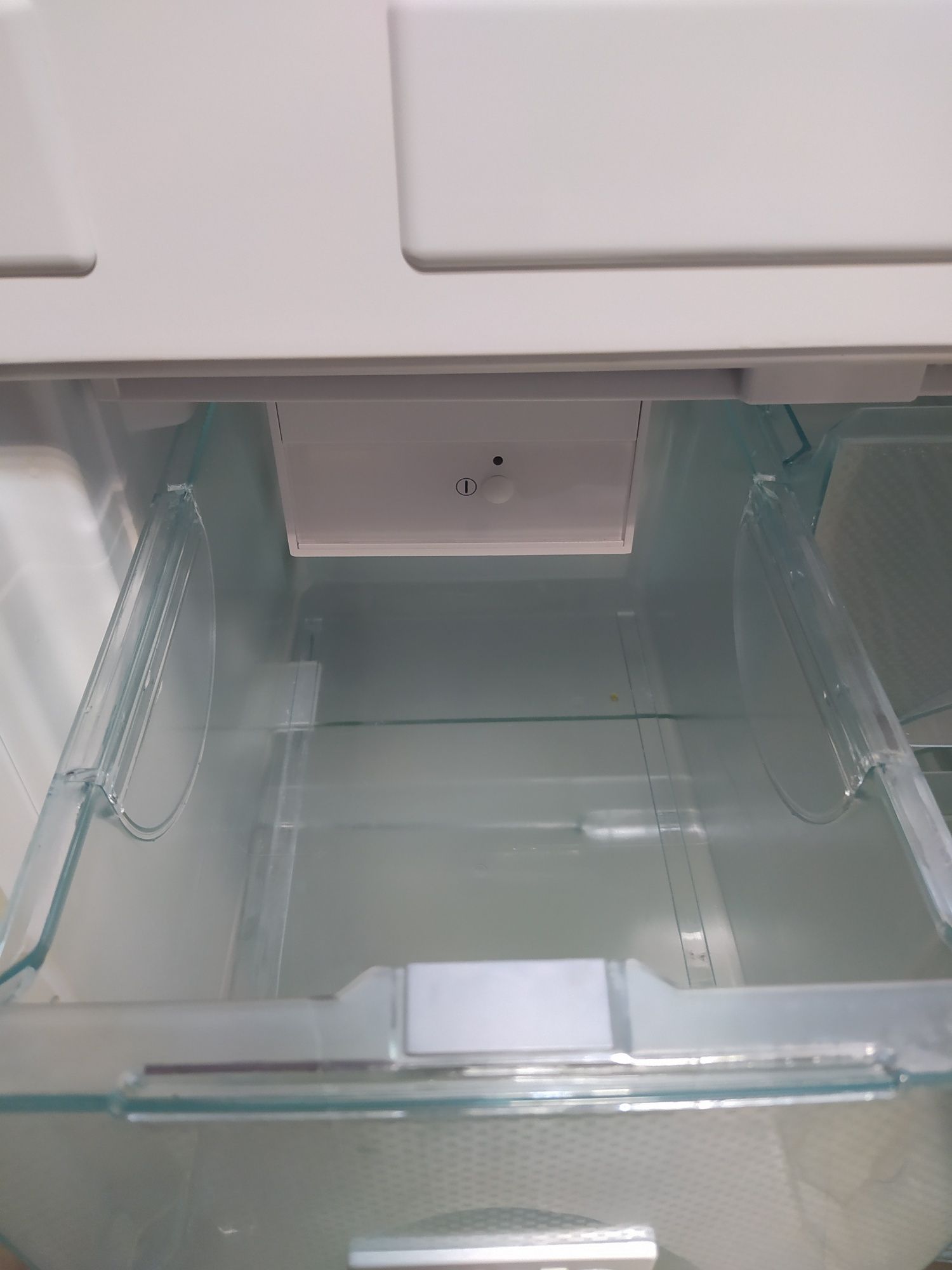 Холодильник з морозильною камерою Miele KFN 37452 IDE