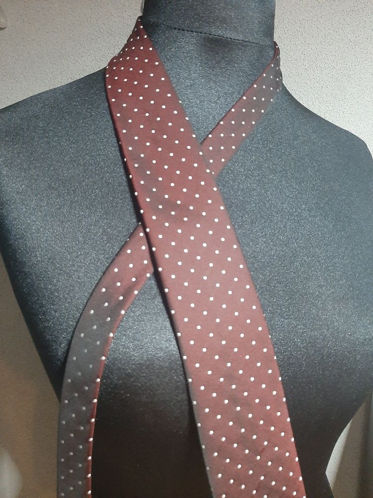 Krawaty ciemne bordo w kropki